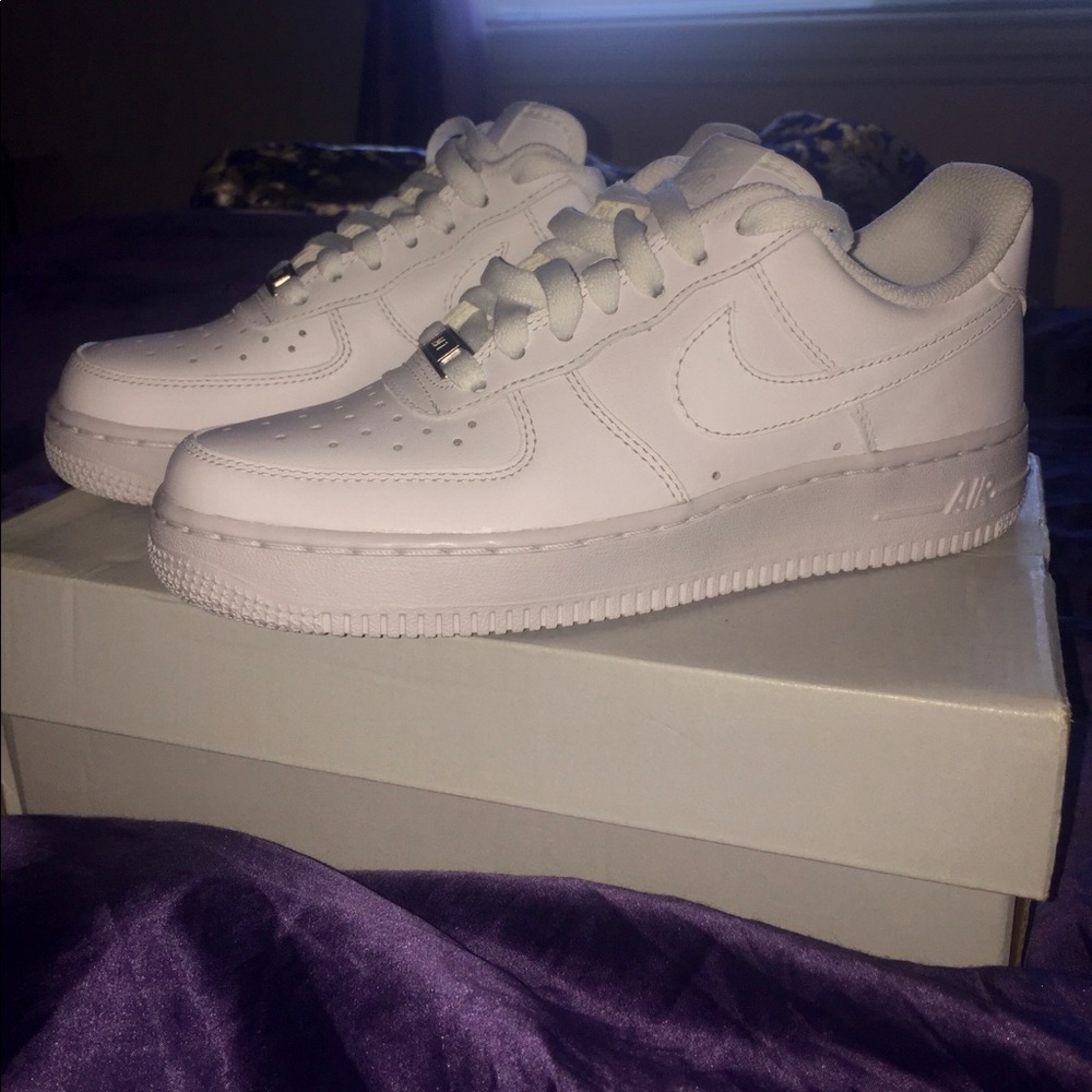 NIKE AIR FORCE ONES